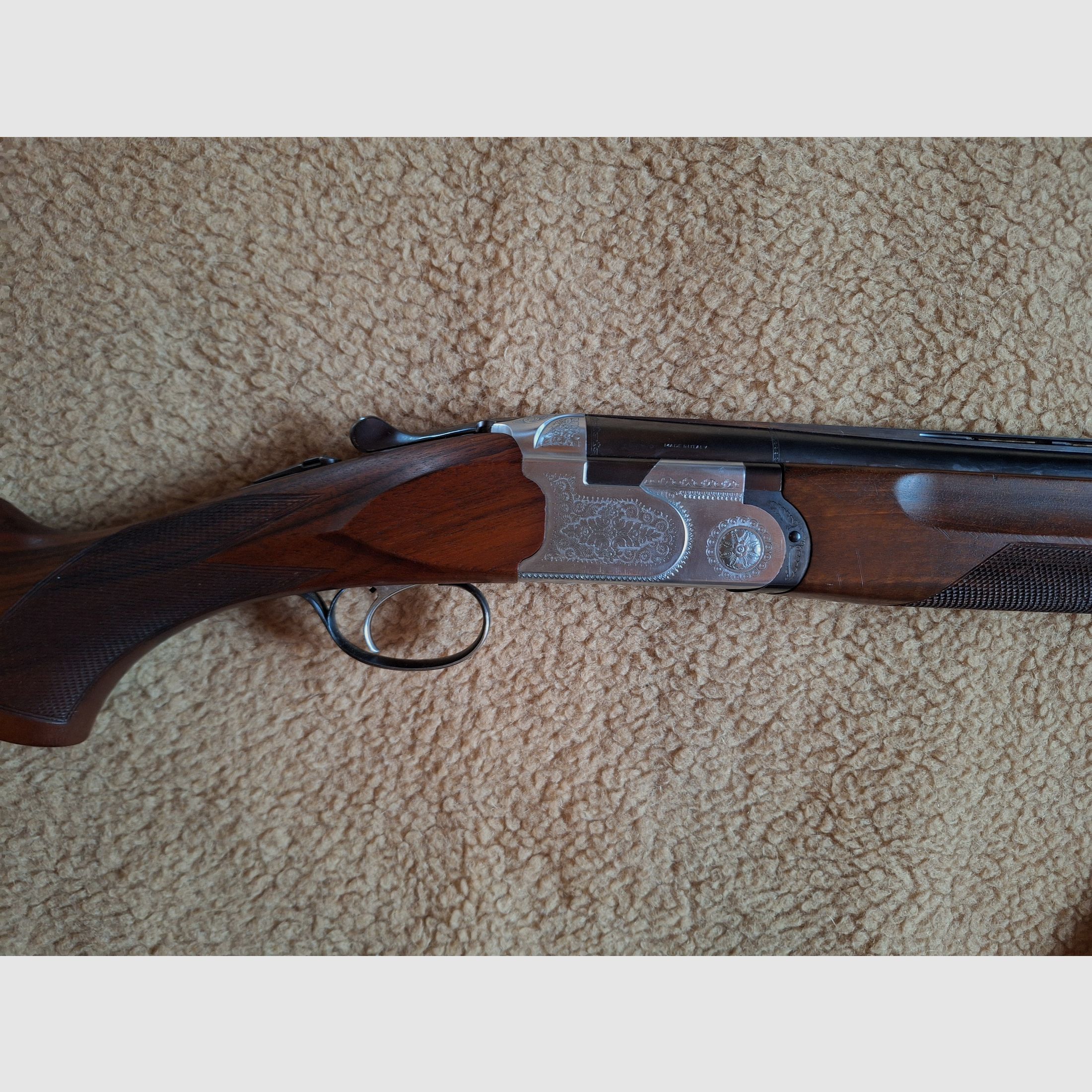 Escopeta de doble cañón superpuesta de Beretta, modelo B25, calibre 12/70