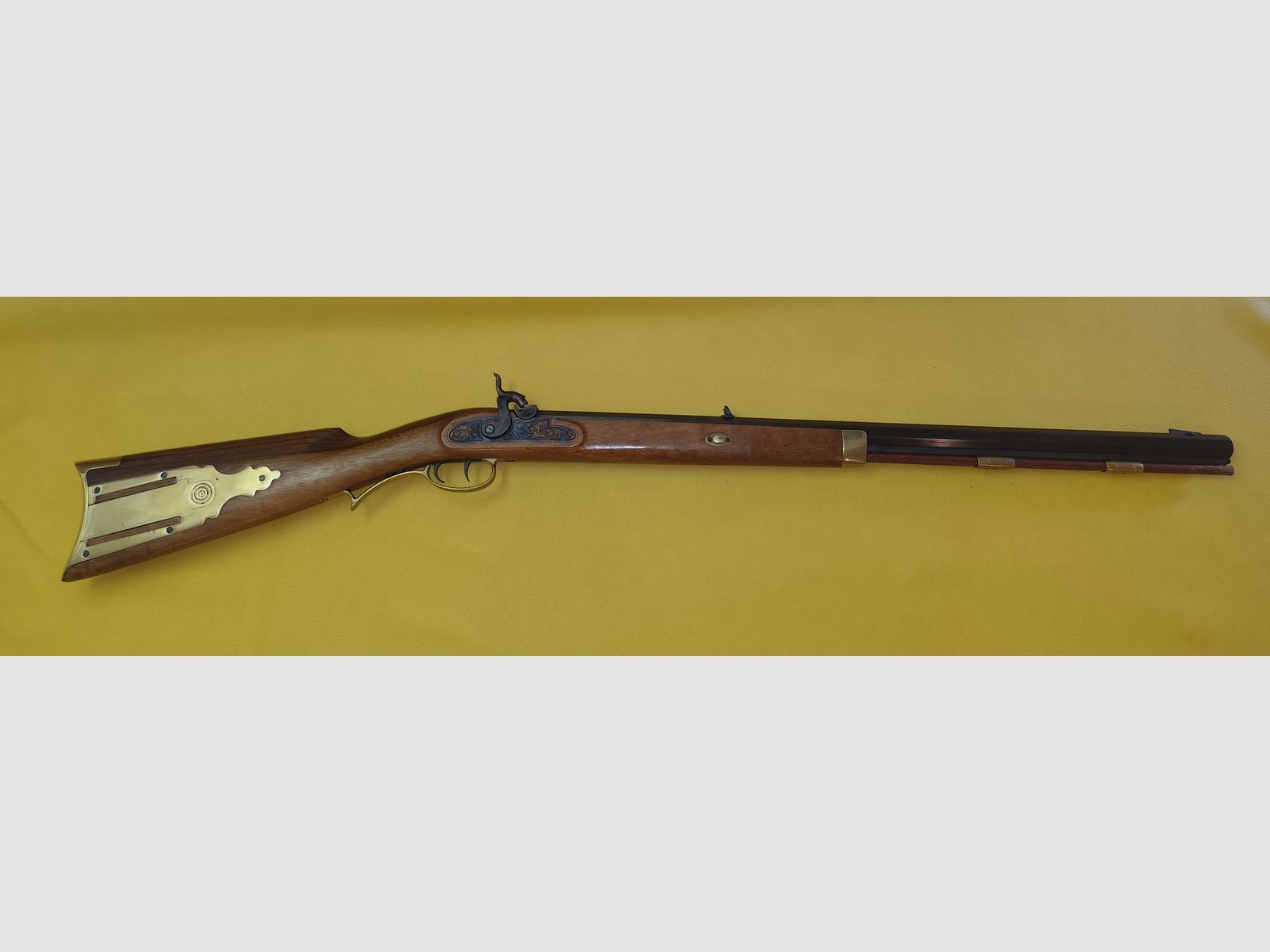 Investarm Hawken Cal. 45 Beschuss 1992 BB top Zustand  mit Zubehör 