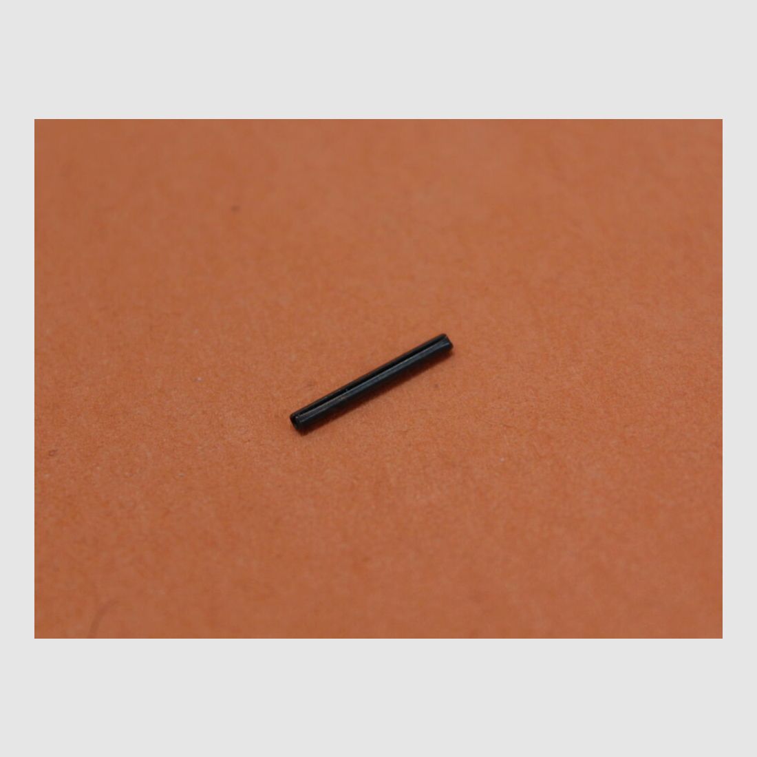 Olympic Rear Sight Windage Knob Roll Pin AR-15 A2 Olympic Spannstift für Verstellknopf des Dioptervisiers AR-15 A2, Bild 1 von 2