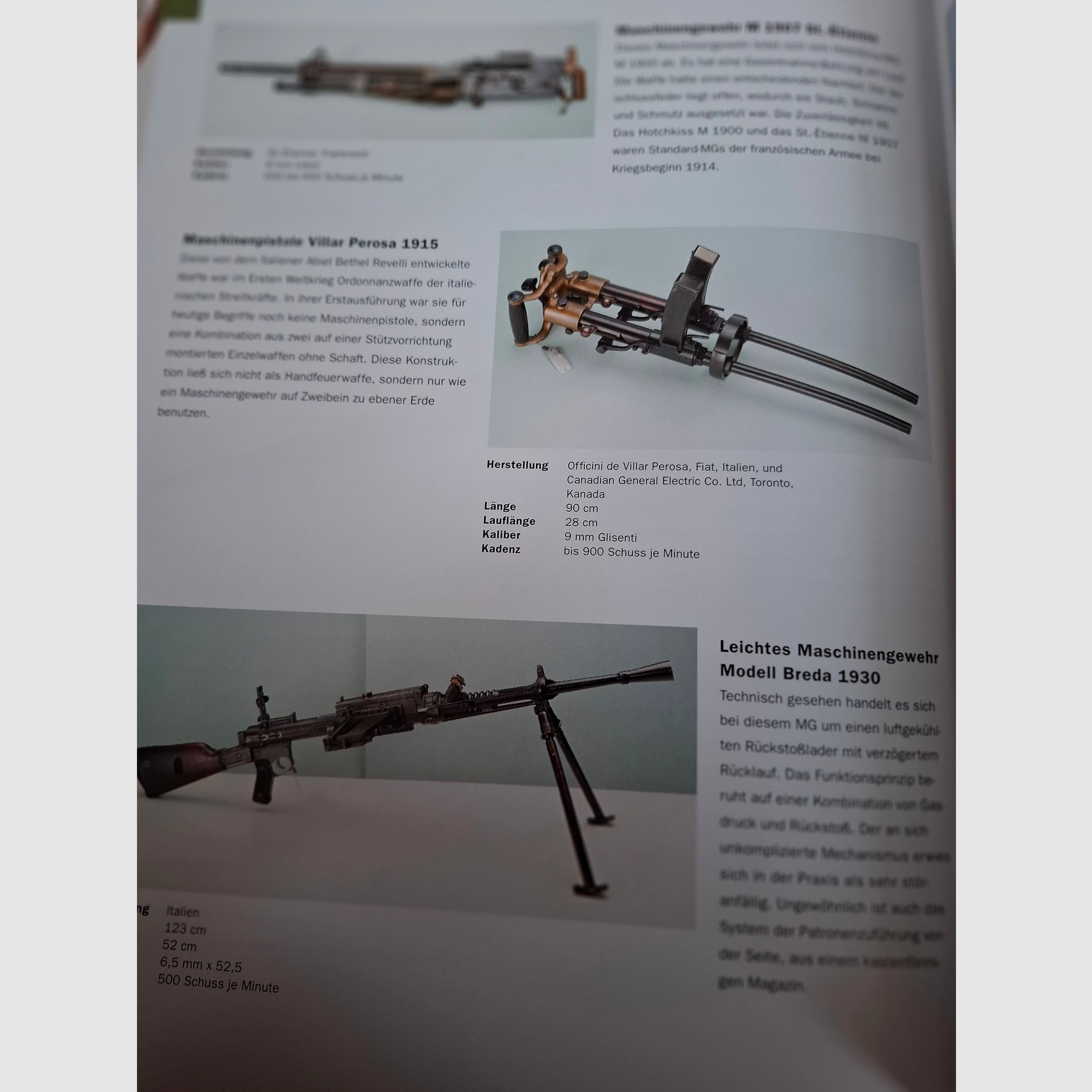 1000 Handfeuerwaffen. Hebundenes Buch