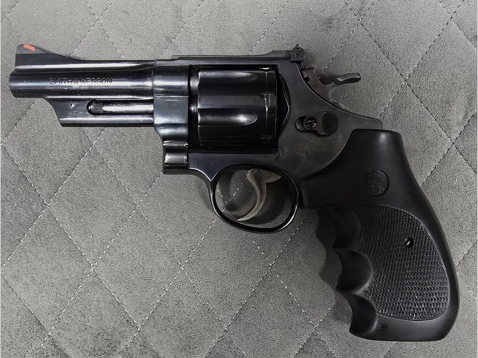 Modello: Smith & Wesson (#1552), senza (arma senza particolarità) - Calibro: .357Mag (#120)