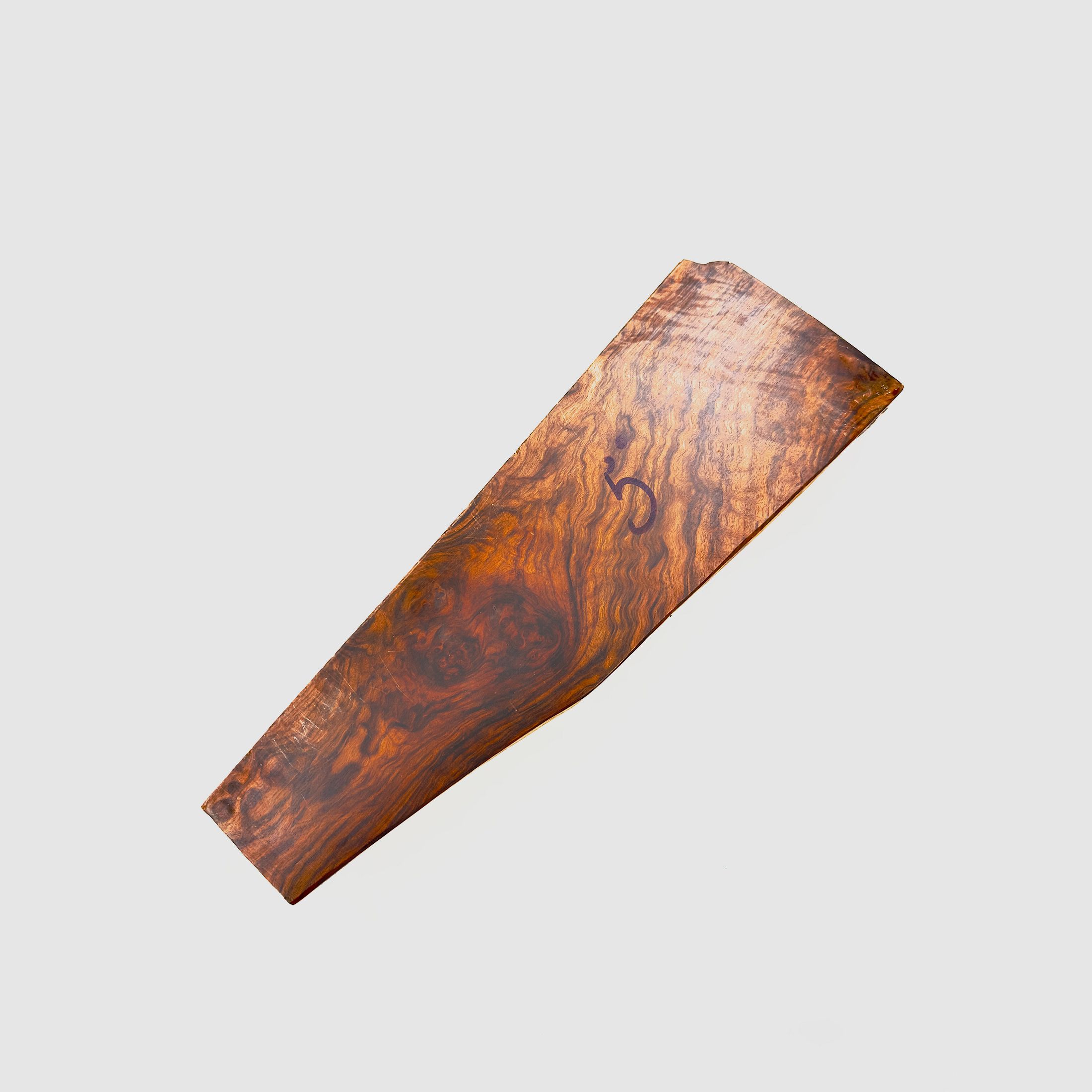 Ébauche de crosse de fusil, image 3 sur 3
