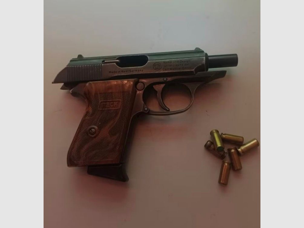 Walther PPK 8mm scoppio