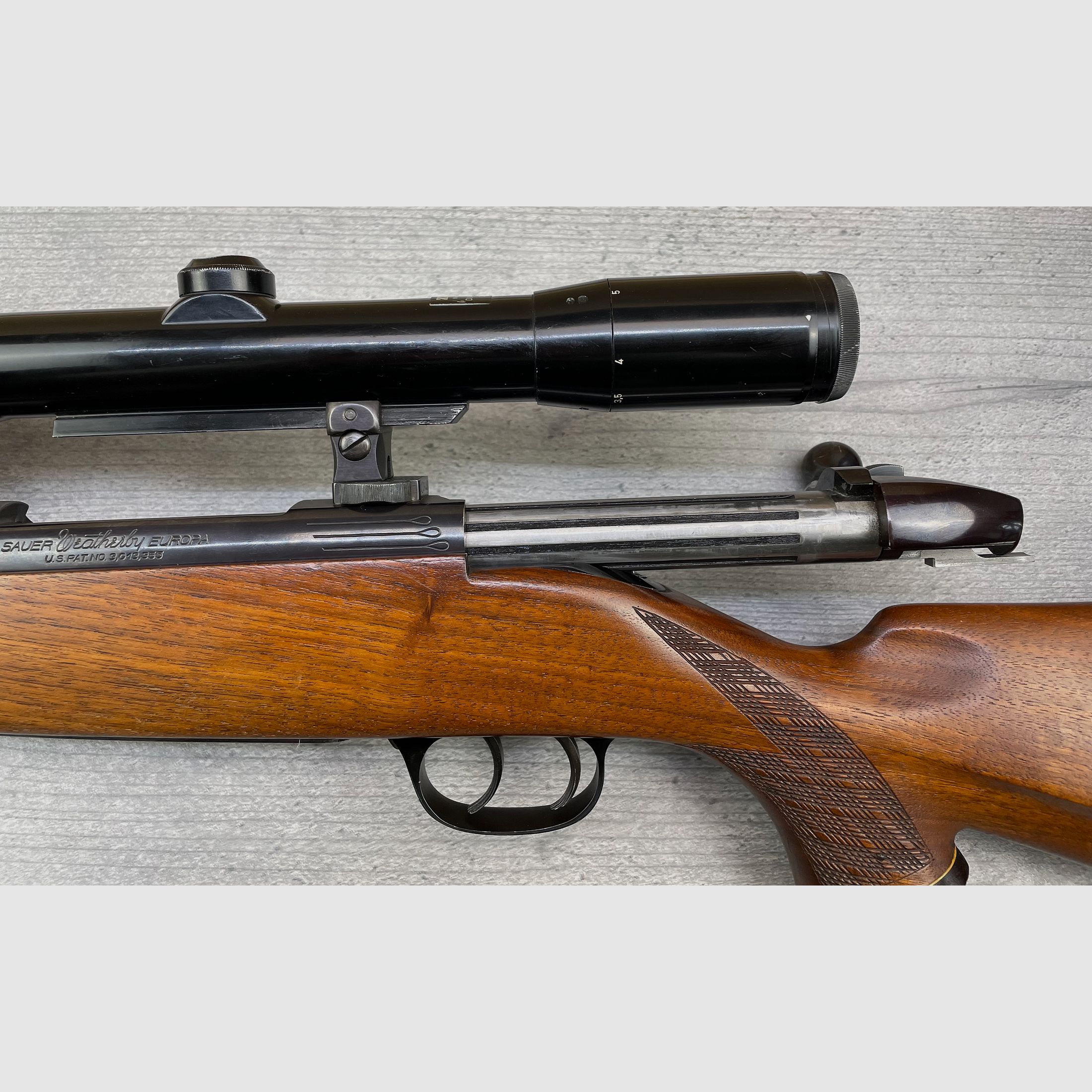 Sauer/ Weatherby Mod. Europa Kal.: .300 Weatherby Magnum + Zeiss Diavari-D 2,5-10x52