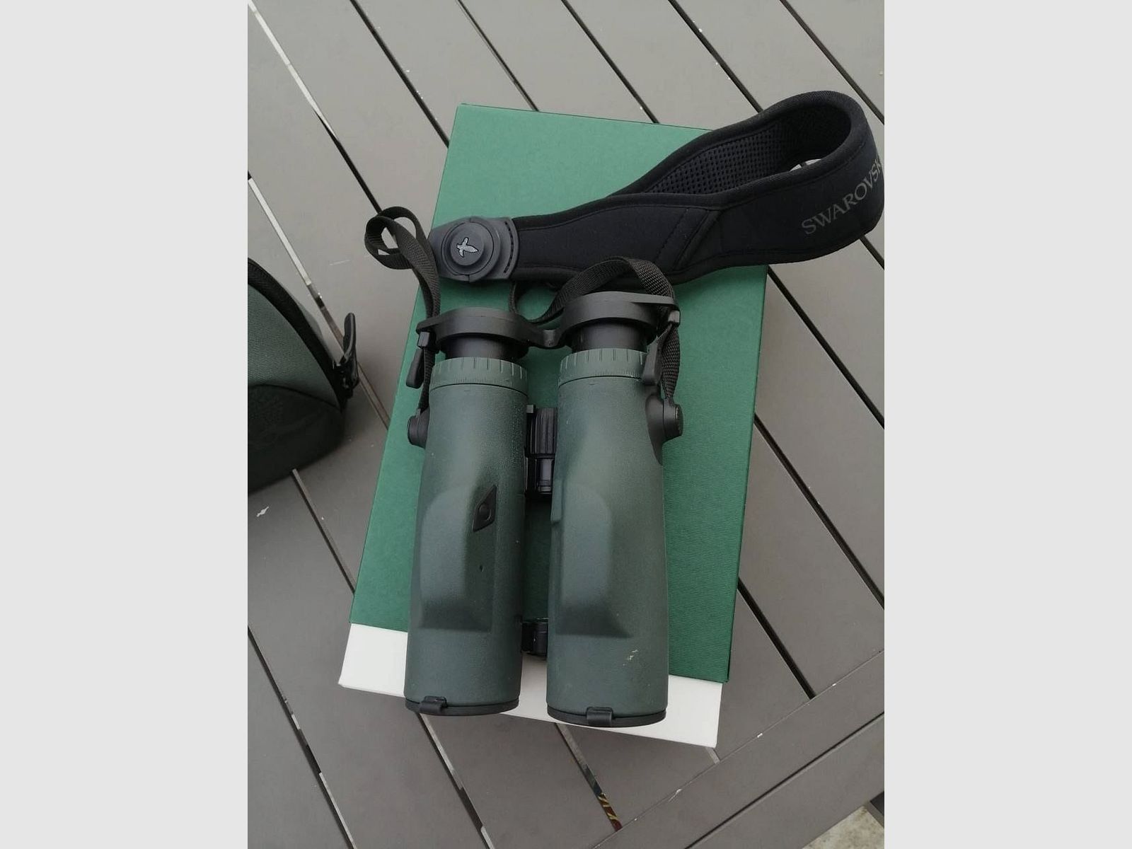 Swarovski EL-Range 8x42 binoculars with rangefinder