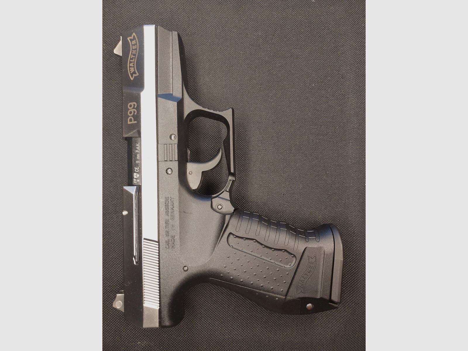 Pistolet d'alarme Walther P99 9mm P.A.K. bicolore Nickel (PTB 762) P 99