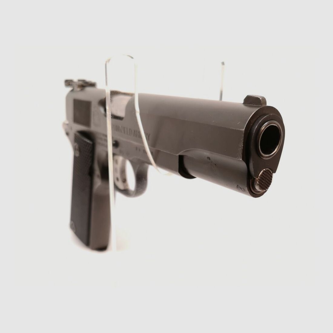 Springfield 1911-A1, reichhaltiges Zubehör