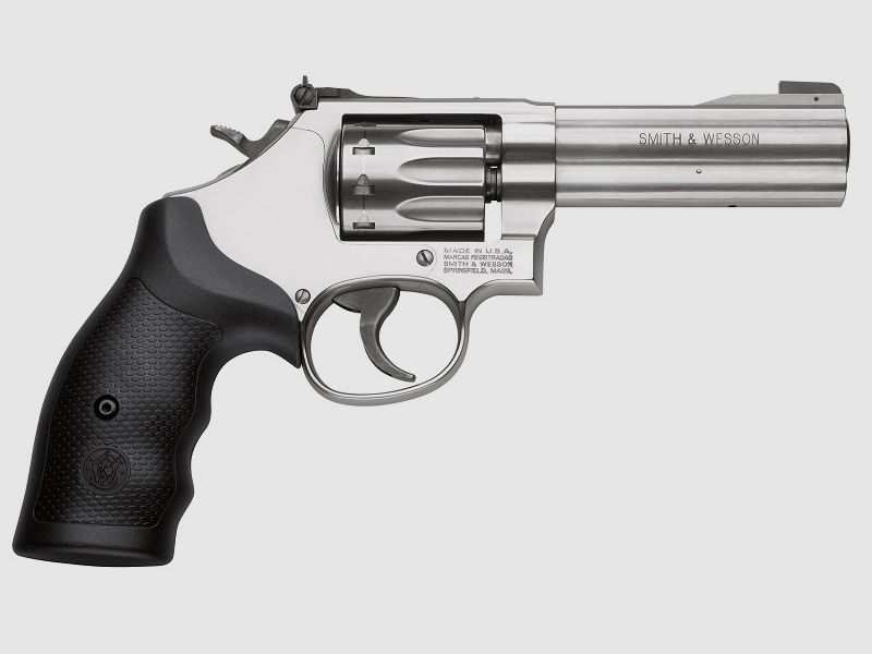 SMITH & WESSON 617 KALIBER 22LR
