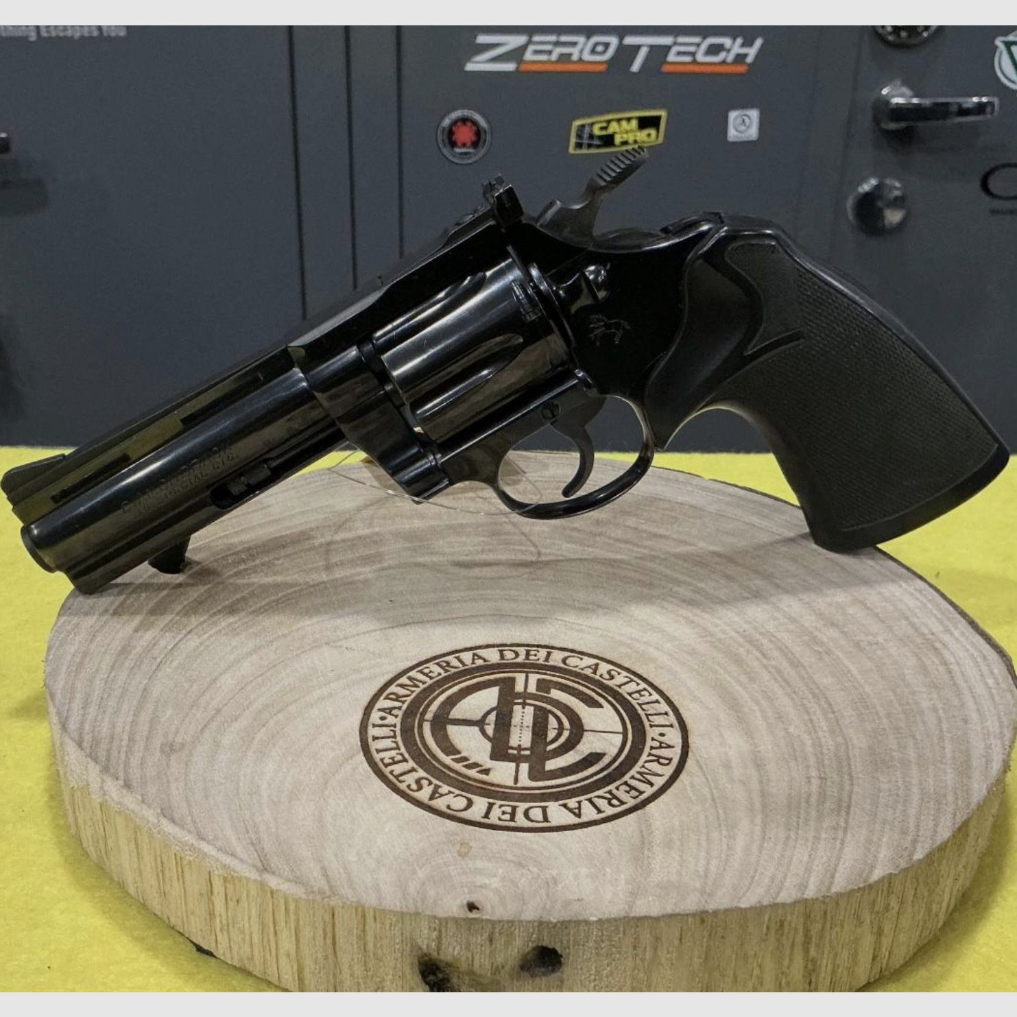 Revolver Colt Diamondback 38 Special