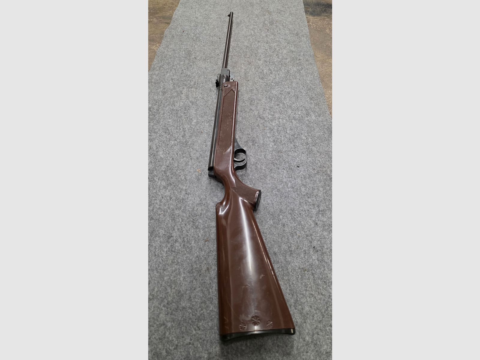 Haenel Mod. 304 z brązowym plastikowym łożem kal. 4,5mm Diabolo Knicker