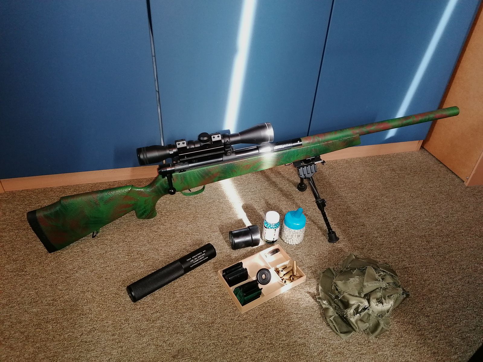 Umarex Super X-9 avec éjection de douille 6mm BB