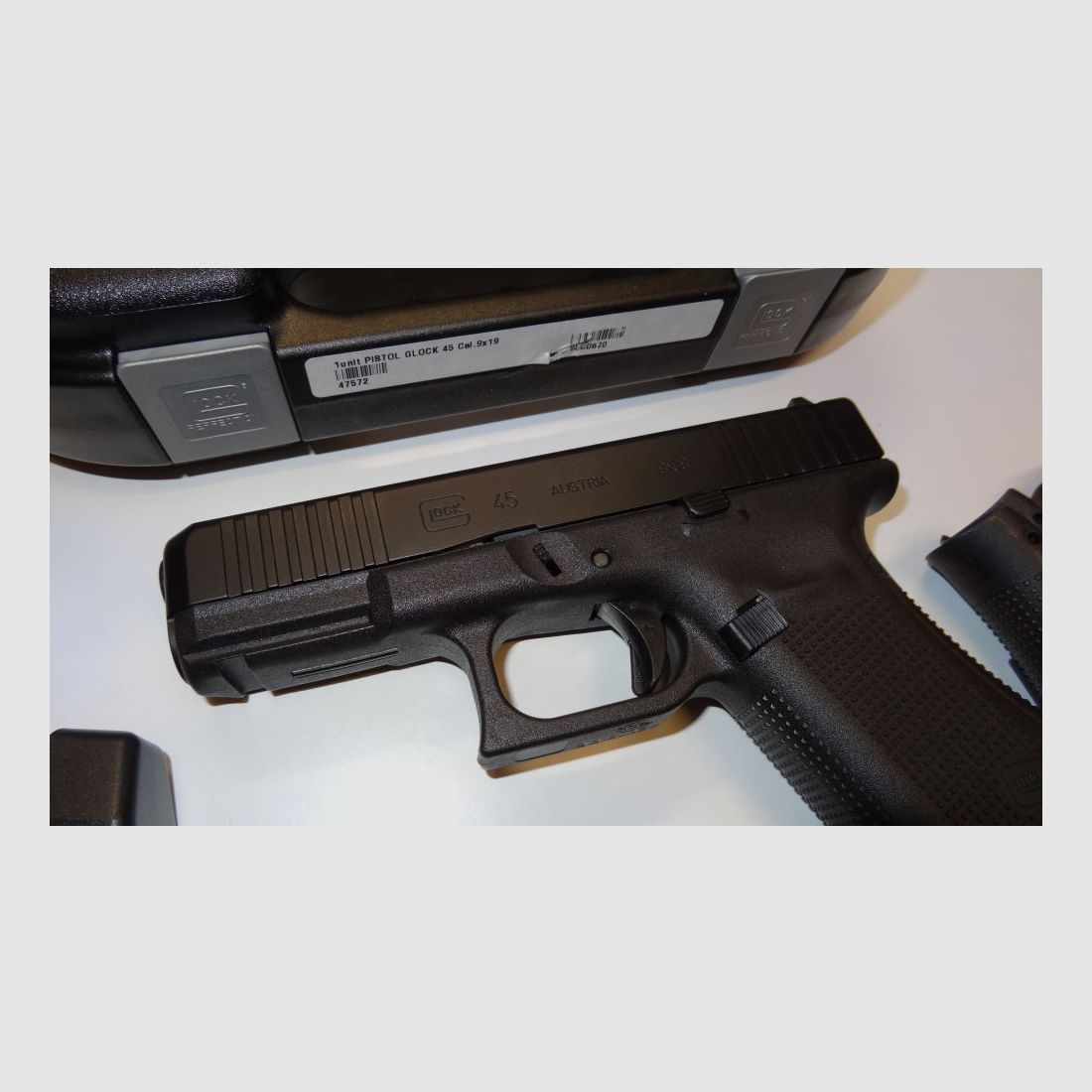 Glock pistol Glock 45 Gen.5 crossover in caliber 9mm Para (9x19)