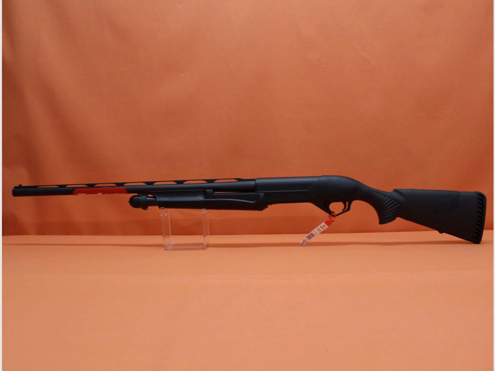 Benelli VsRep.Flinte 12/89 Benelli SuperNova Jagd (Vorderschaftrepetierflinte) 26"/66cm Lauf/ Multichoke