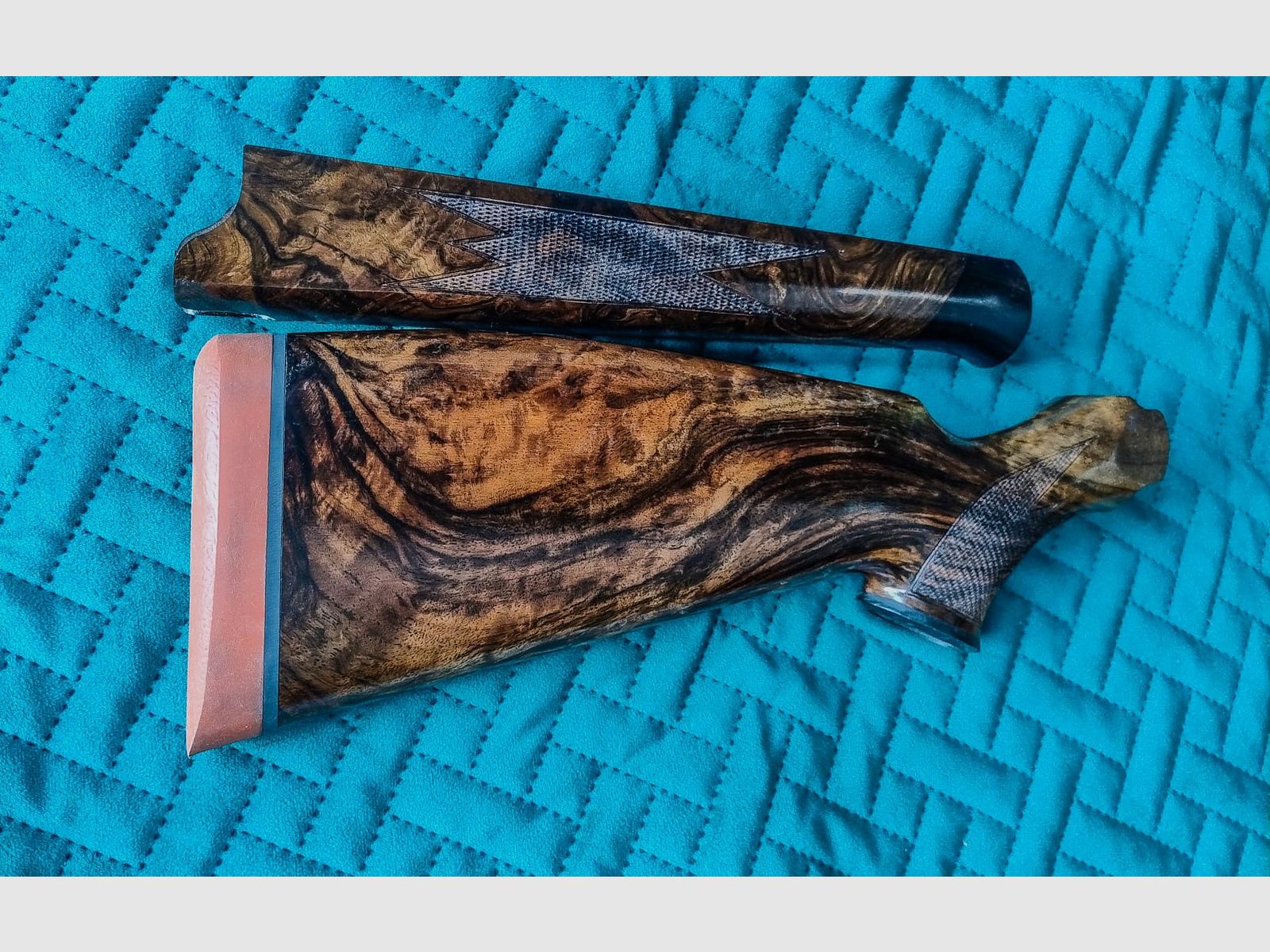 Blaser R93 Schaft beste Holzklasse 