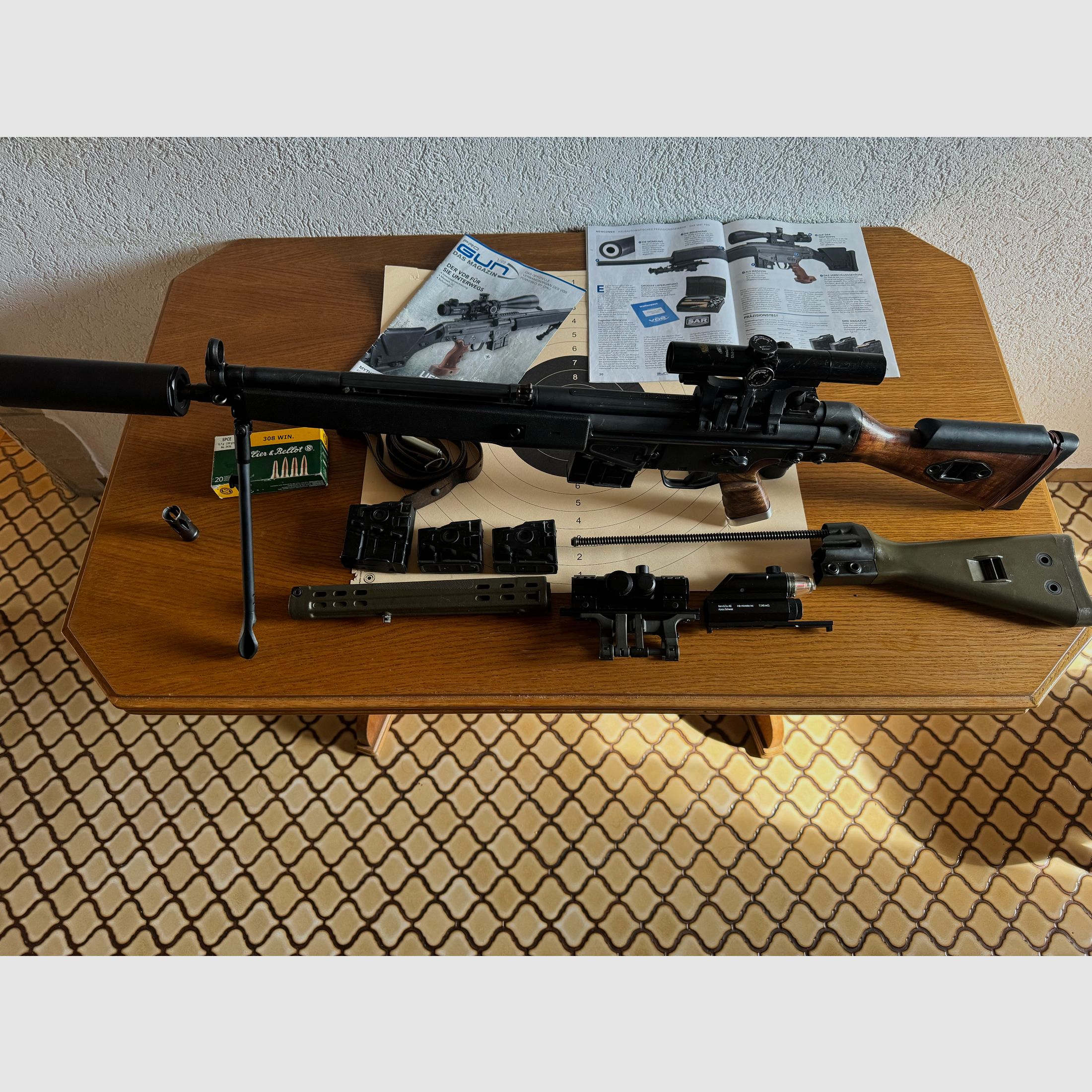 Selbstladegewehr SAR 2000,(G3) mit ZF / Rotpunktvisierung  in 308 win.