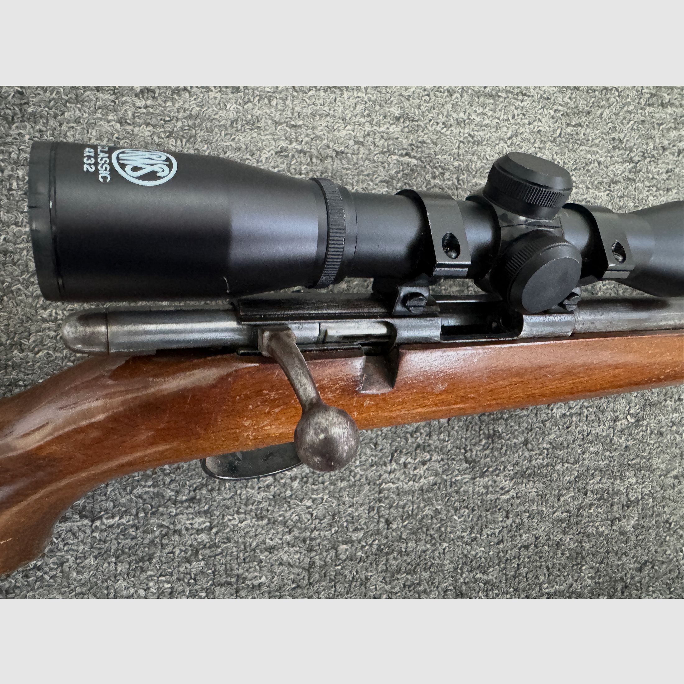 Anschütz 1400 .22lfb + ZF 4x32