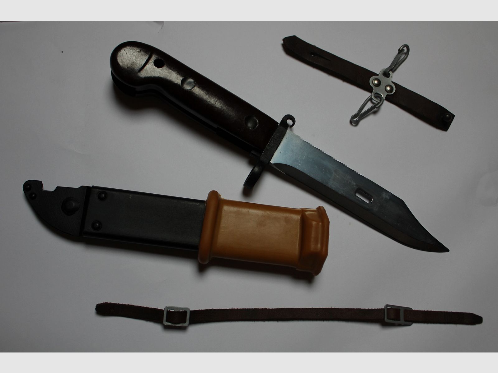Ungarisches Seitengewehr bzw. 6h3 AK47 Bajonett  in exzellentem Zustand (hungarian 6x3 AK Bayonet) 