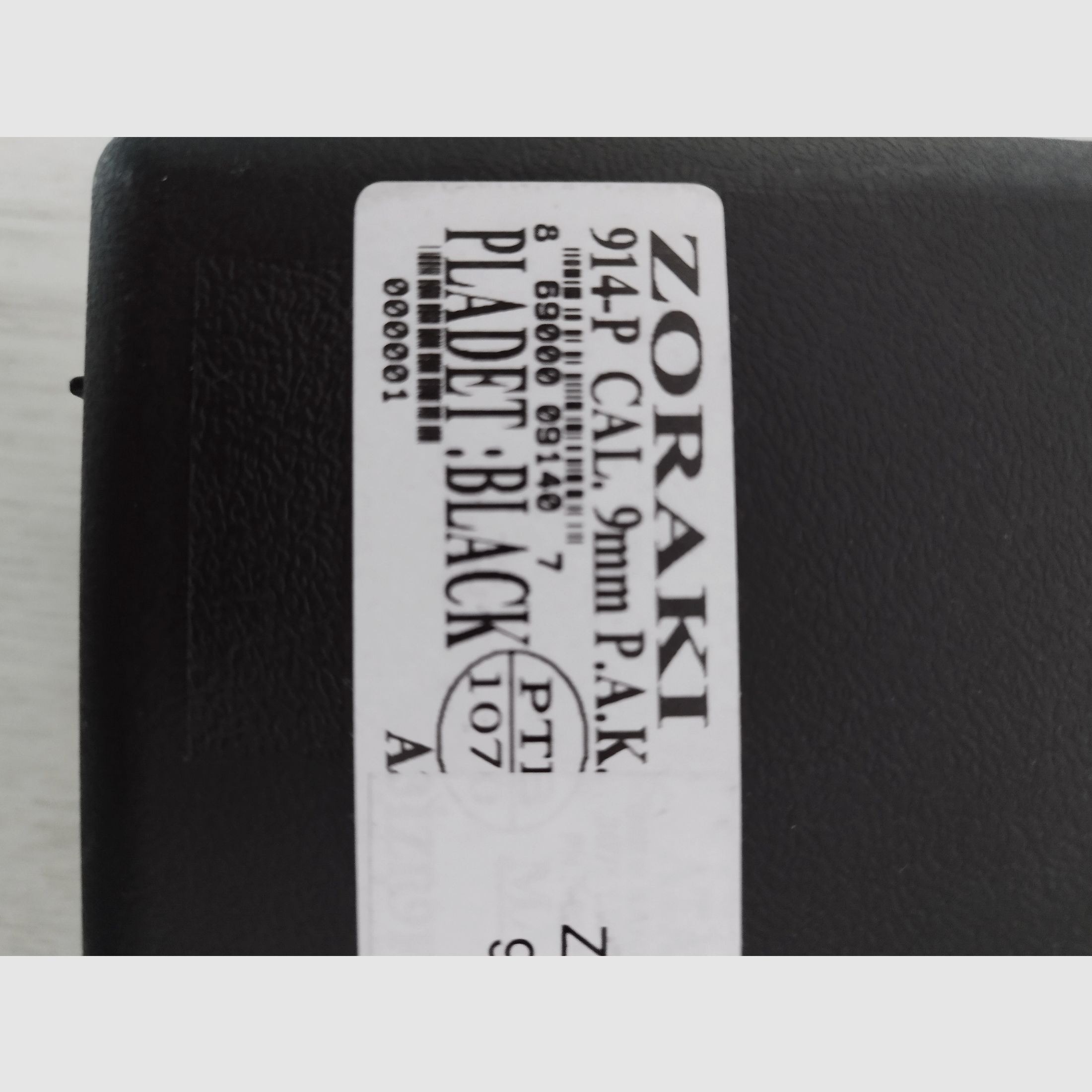 Zoraki 914-P Schreckschusspistole 9mm P.A.K. brüniert PTB mit Box, Anleitung und Becher.