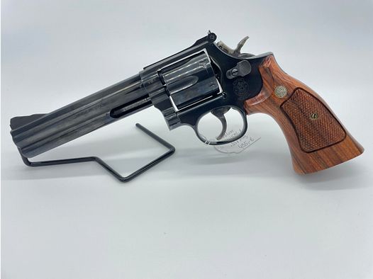 Revolver Smith&Wesson 586-1 6 inch caliber .357 Magnum