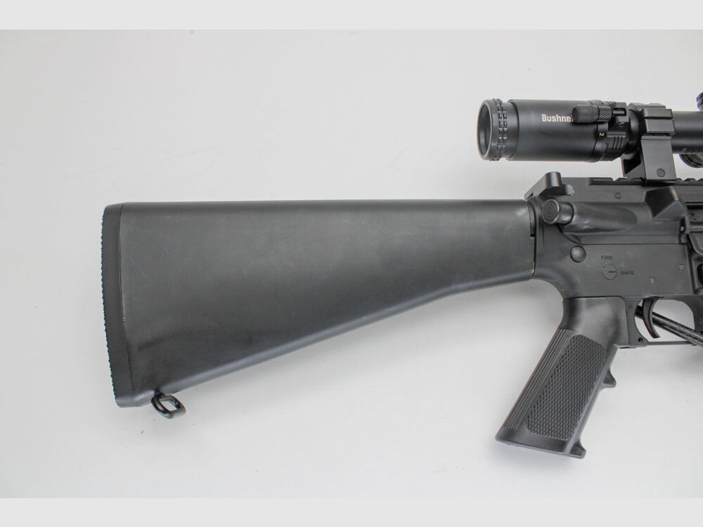 Rifle SL Windham Weaponry AR15 R16 M4 FTT calibre .223Rem con Bushnell 1-6x24 .223Rem