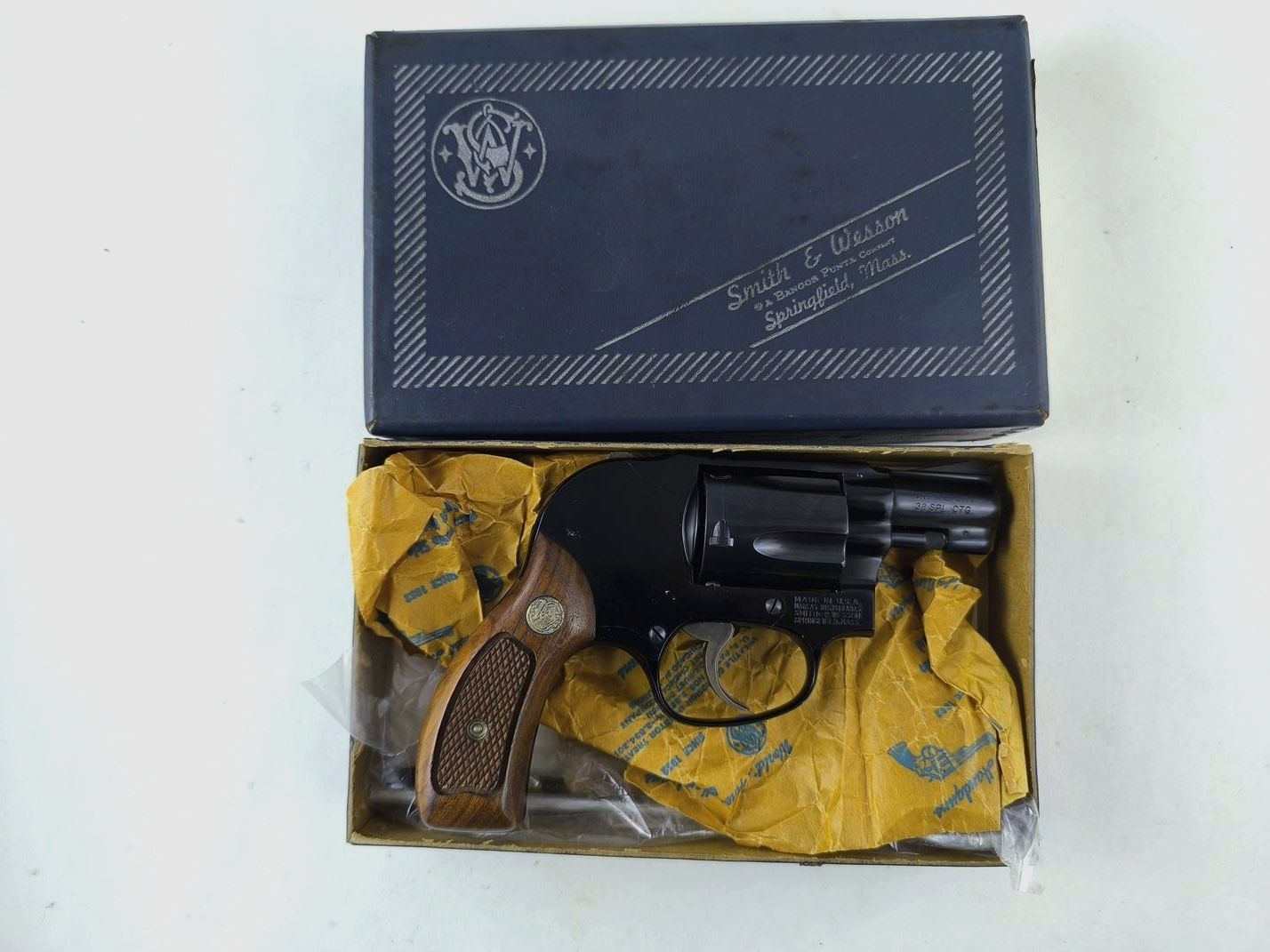Rewolwer Smith & Wesson Model 38 kal. 38Spec, zdjęcie 1 z 4