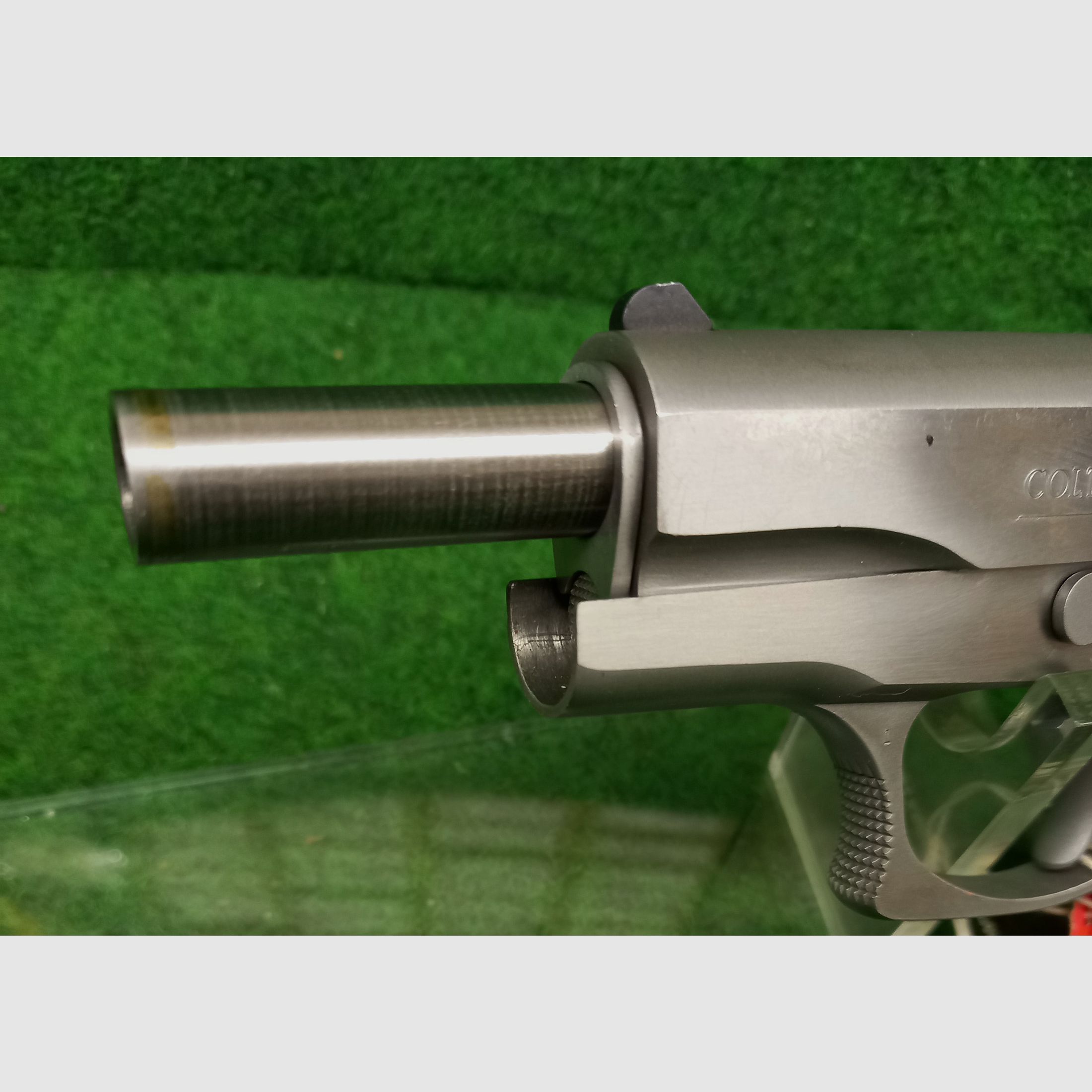Pistola Colt Double Eagle en calibre .45 AUTO de acero inoxidable