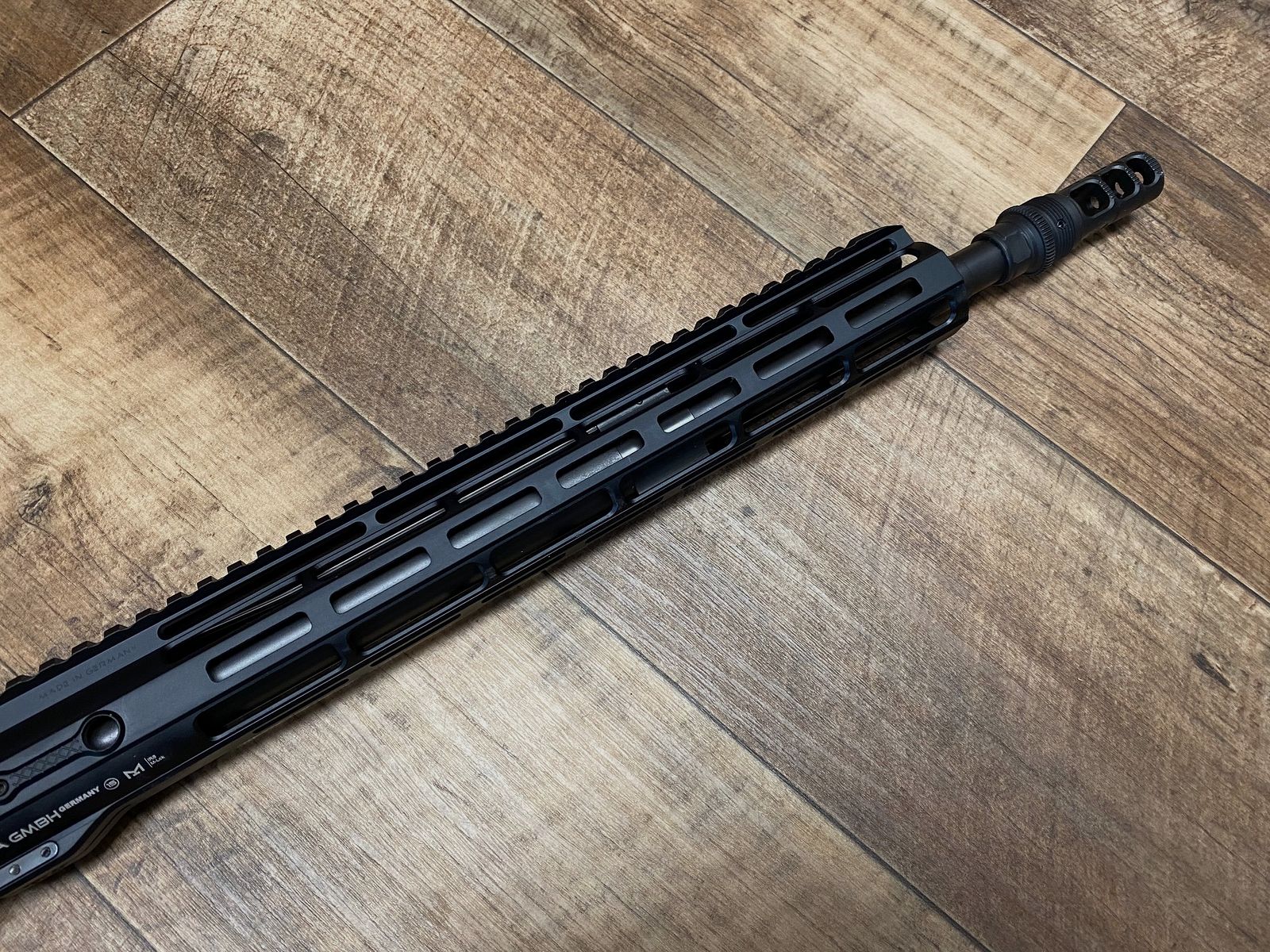 Hera Arms EL 15º AR 15 .223rem Negro-Táctico Gris disponible de inmediato