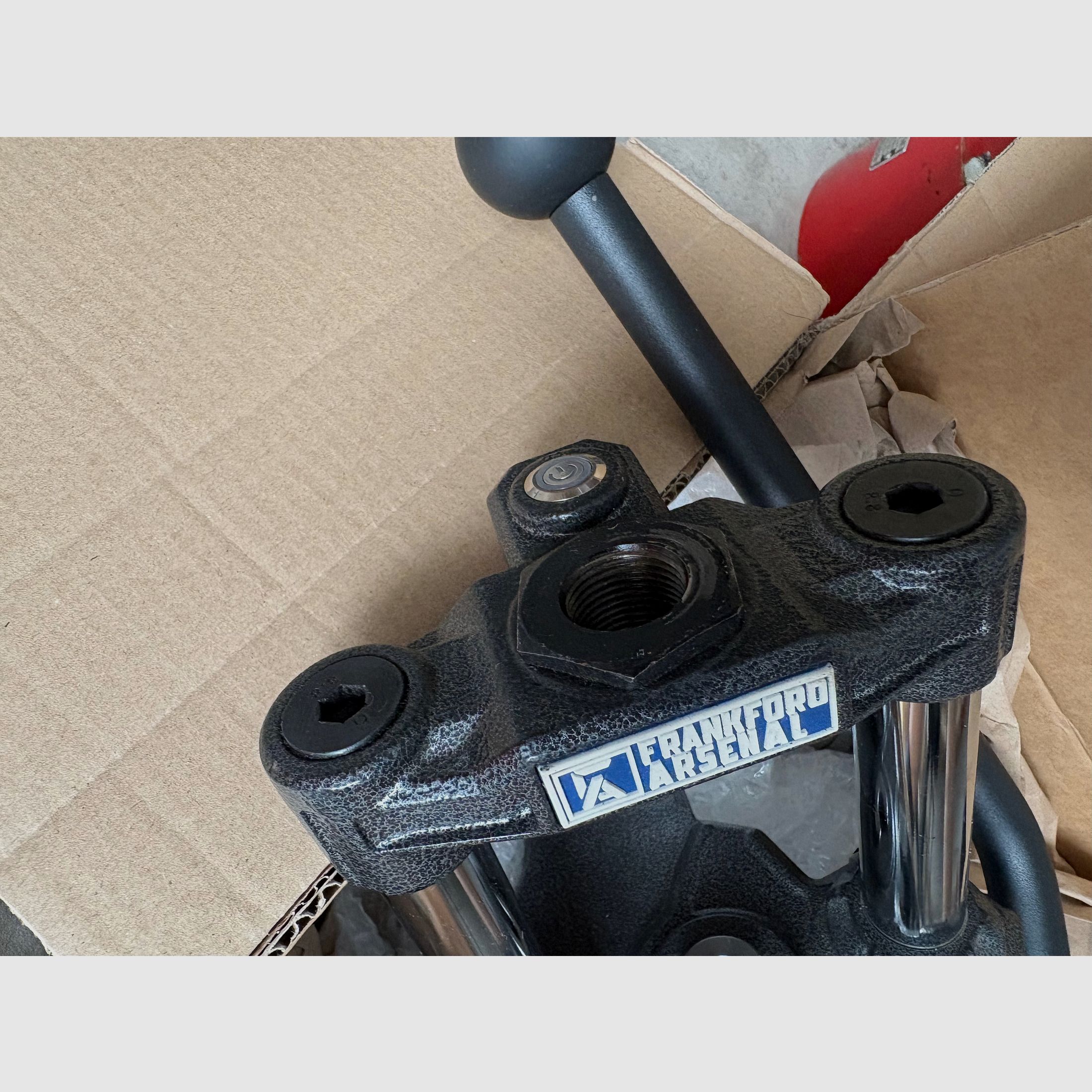 Frankford Arsenal F1 press with plain bearing