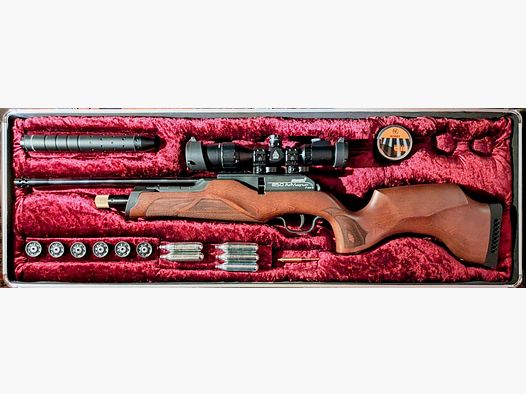 Sammlerstück Hämmerli 850 Magnum  Carbine mit Holzschaft 