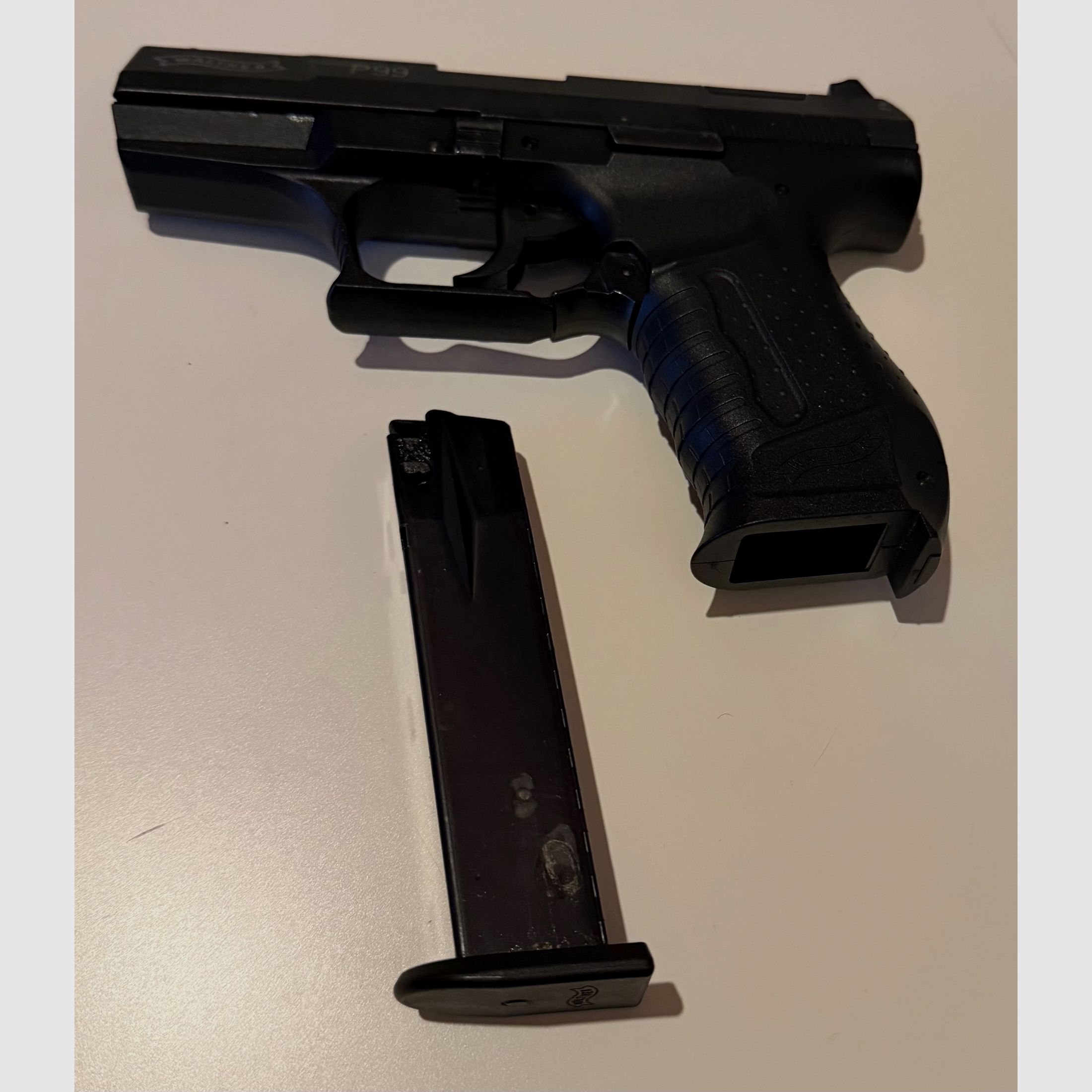 Walther P99 blank firing pistol 9mm P.A.K. matte black