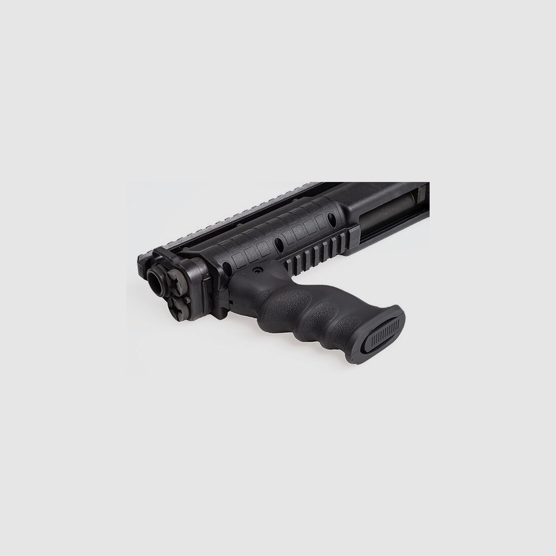 UTG Ambidextrous Combat Foregrip, Symmetric Contour-Black