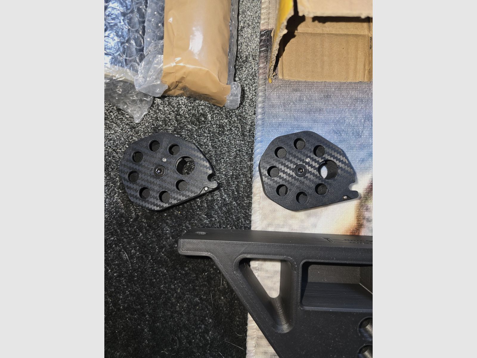 AEA Megalodon accessories, air tank, magazines, wall mount, etc.... NEW