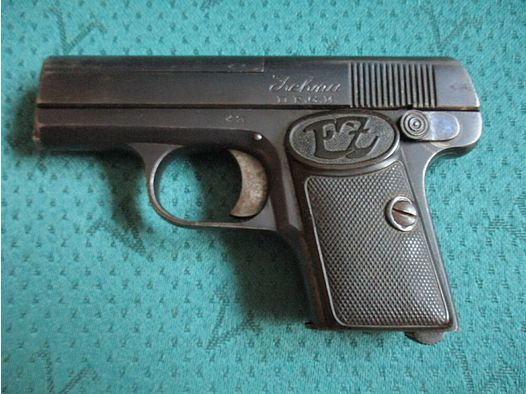 Pistola de 6,35 mm Zehna de la colección