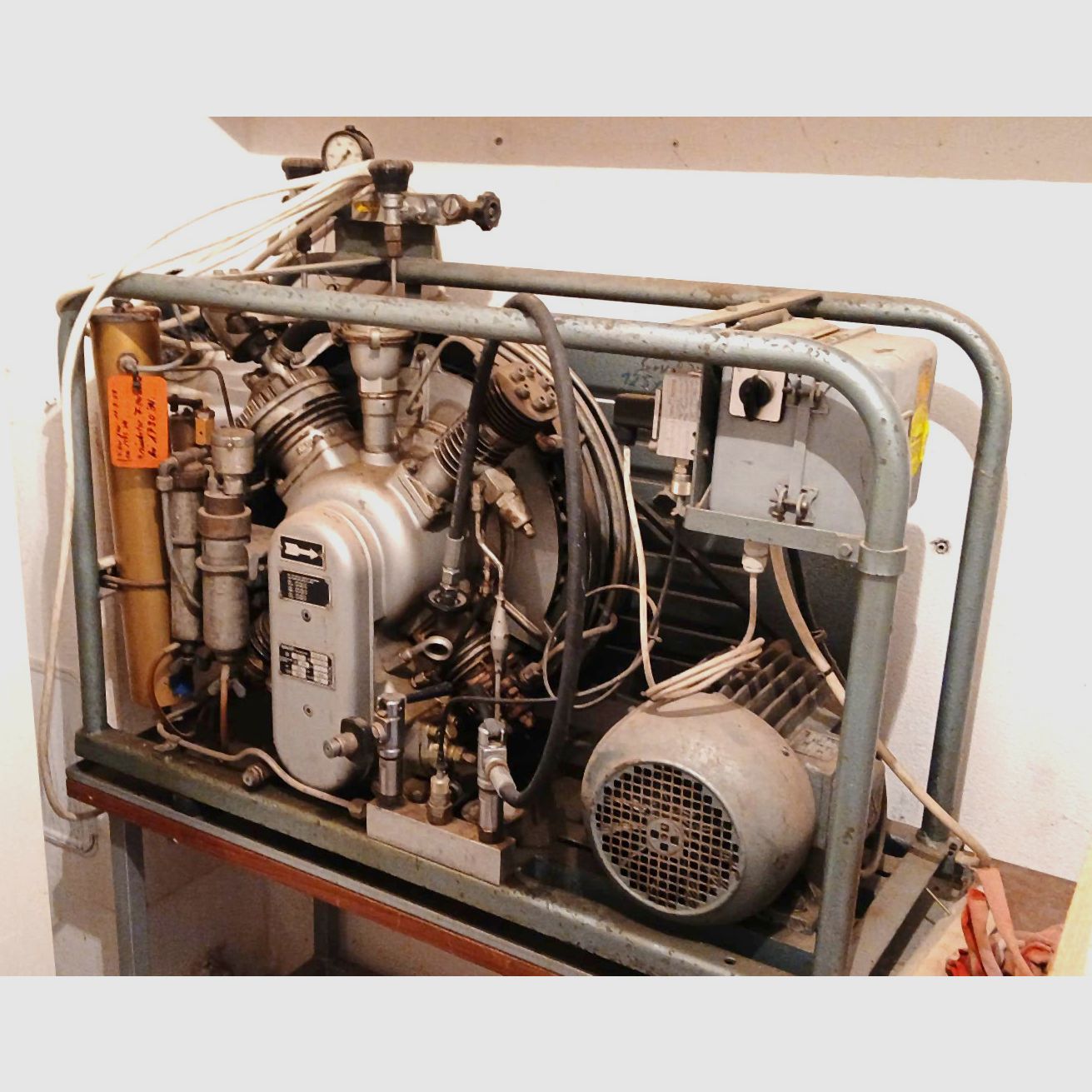 Bauer Atemluftkompressor, 225 bar, 200 l/min., voll funktionsfähig, für Schützenverein usw.