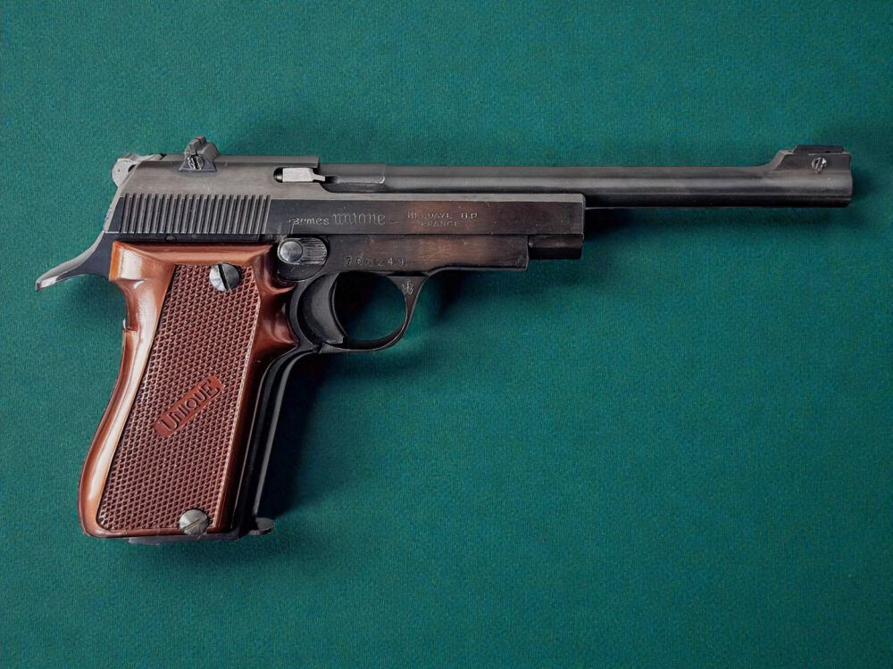 Unique D.6