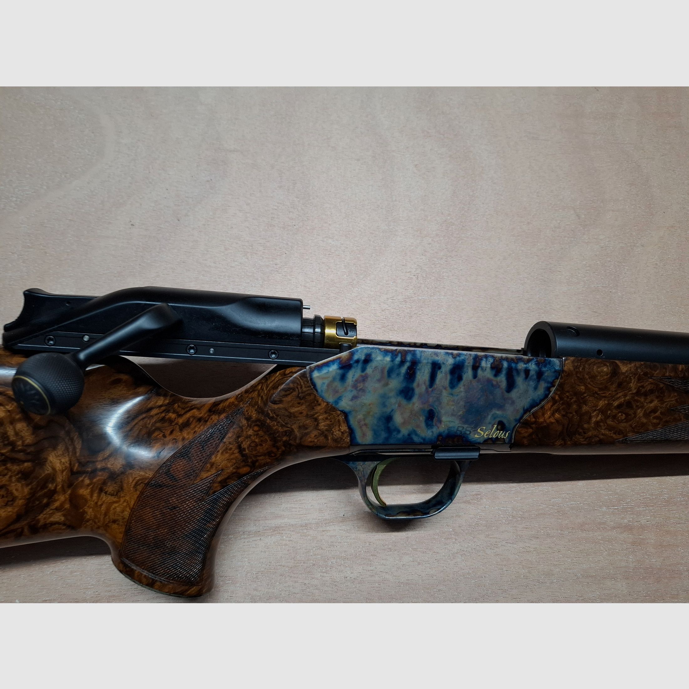 Blaser R8   R8 SemiW Selous / Kal. .375 H. & H. Mag. / Offene Visierung