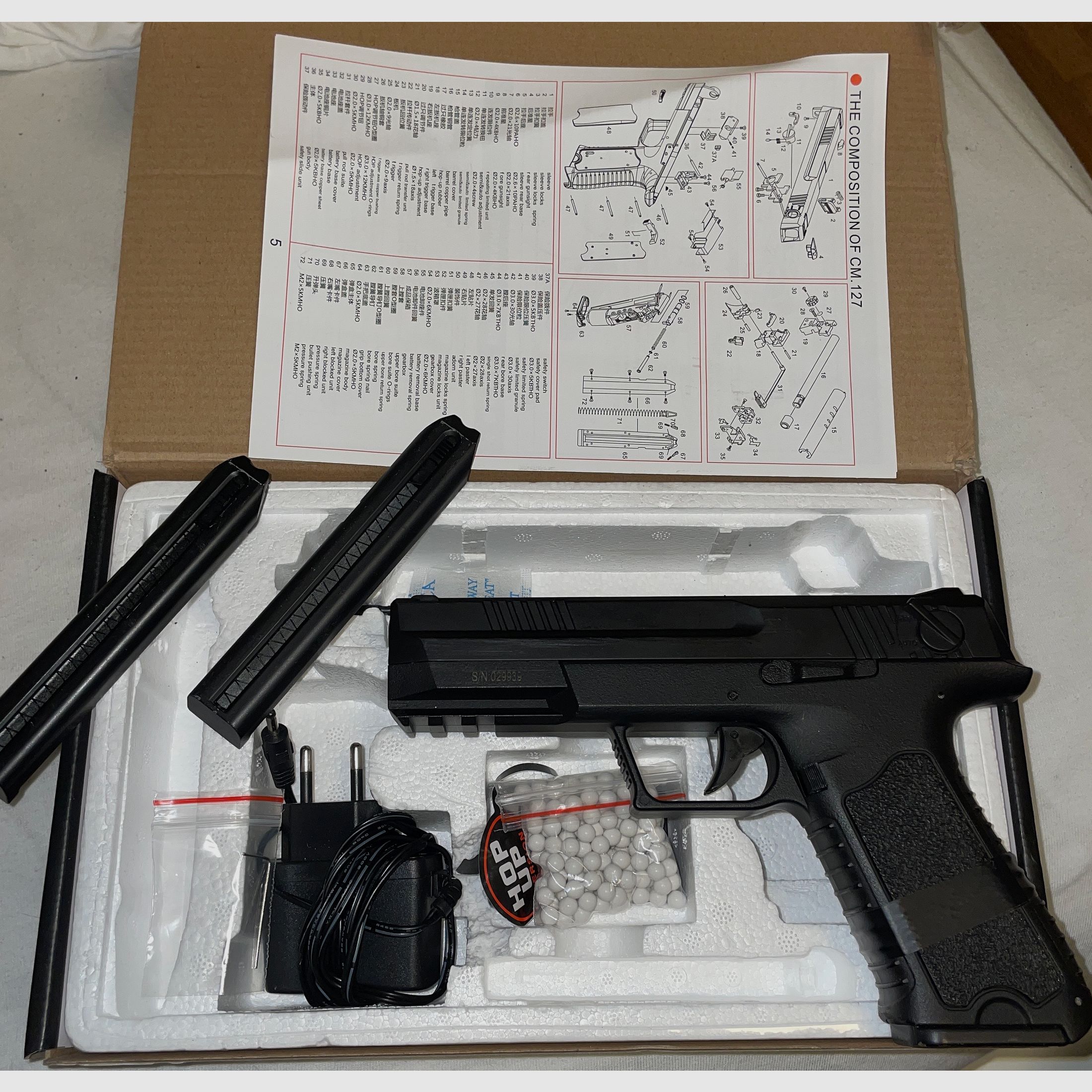 Cyma CM 127 - Vollautomatische/Semiautomatische Airsoft-Pistole mit 2 Magazinen und Original Zubehör