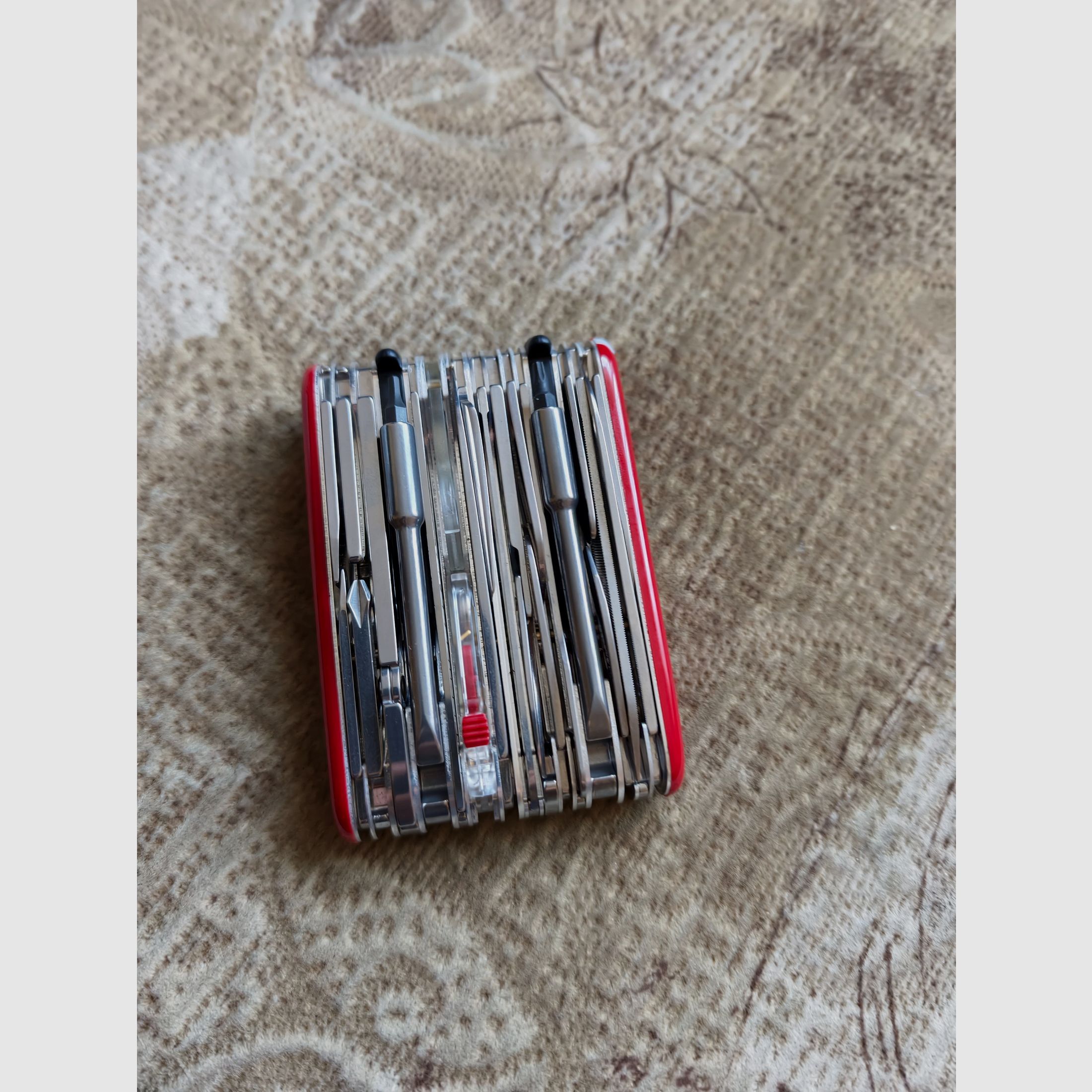 Ich Verkaufe ein Taschenmesser von Victorinox , Bild 4 von 6