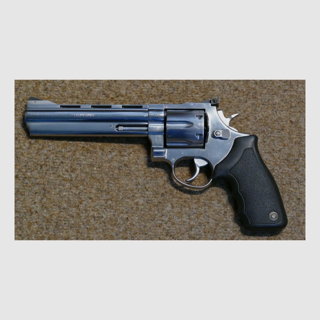 Taurus 44