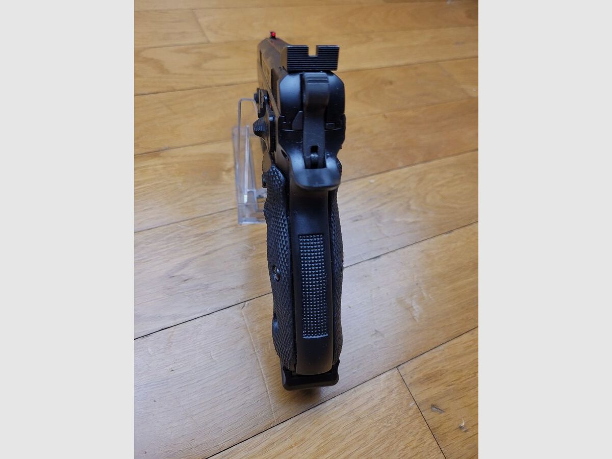Schöner CZ 75 SP01 Shadow Pistol Taktische Lampe + Laser – 3 (!) Magazine – Zubehör – Neuwertig!, Bild 15 von 17