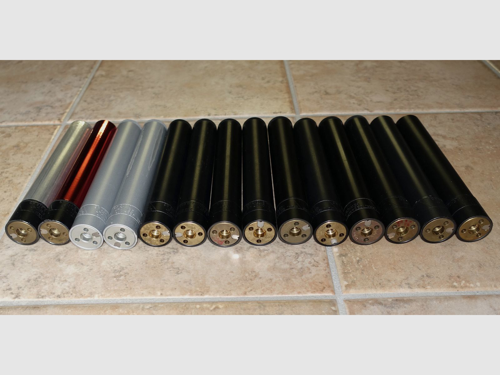 Steyr patronen 14 stuks + vuladapter, Steyr CO2 aansluiting, veer en ontluchtingsschroef