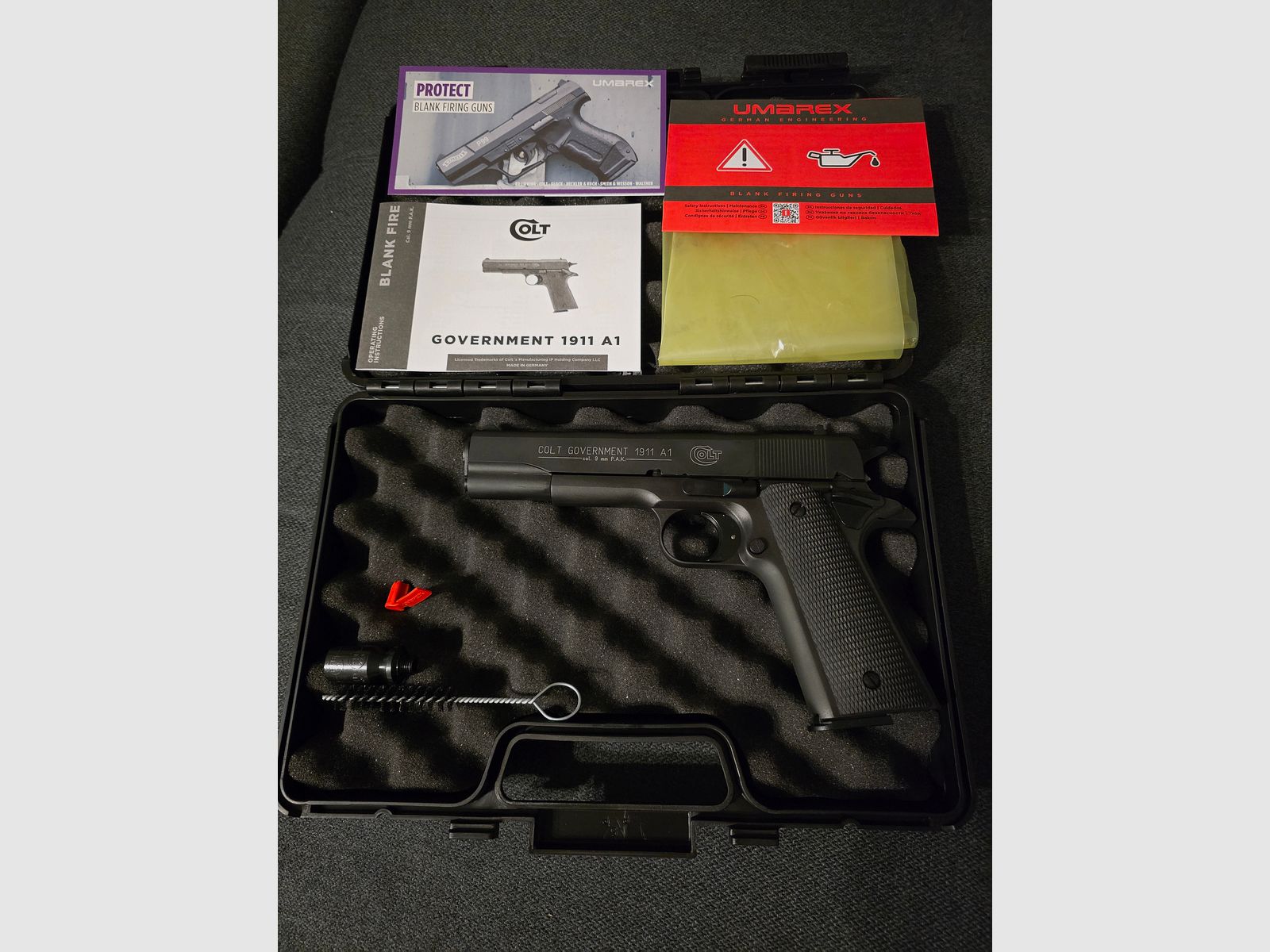 Colt Government 1911 A1 pistola a salve 9mm PAK