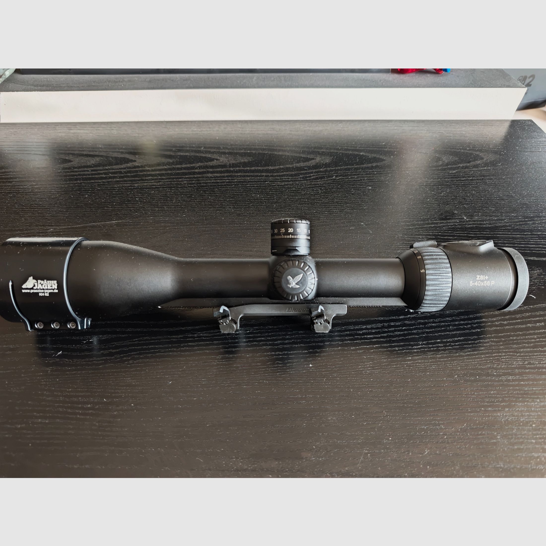 ZF Swarovski Z8i+ 5-40x 56P with ballistic turret