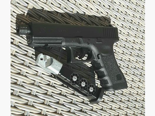 Glock 17 mit Laufgewinde Co2-Pistole Kaliber 4,5 mm Stahl BB / Diabolo Blowback 