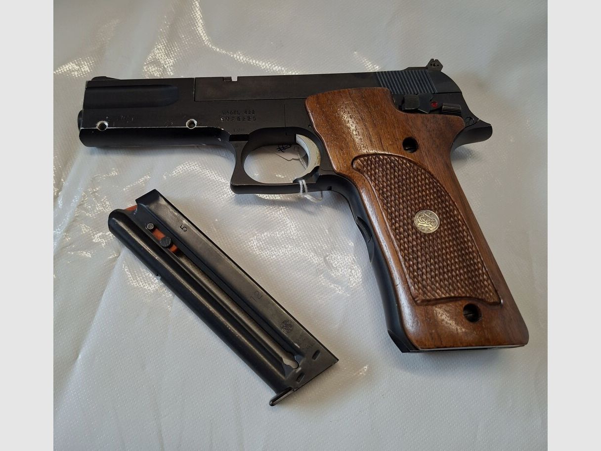 Smith iund Wesson 422