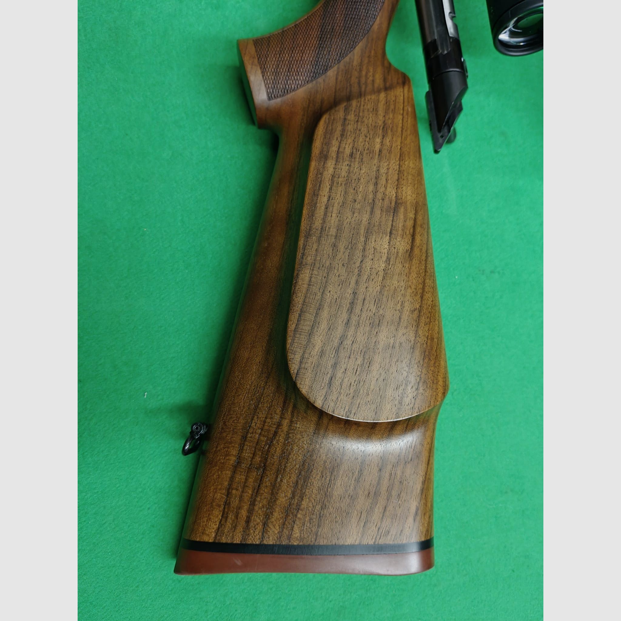 Mercury Saphire .30-06 con Steiner 3-12x56 e silenziatore