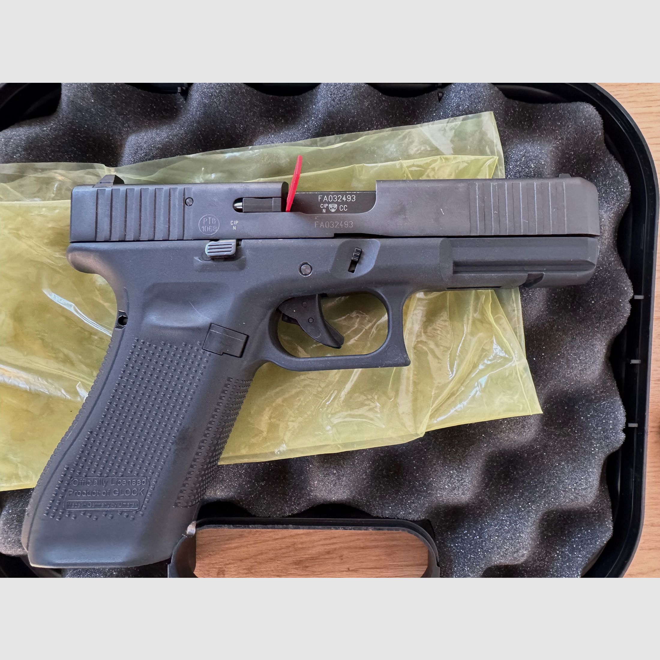 GLOCK 17 Gen. 5 SV - 9mm P.A.K. + accessoires