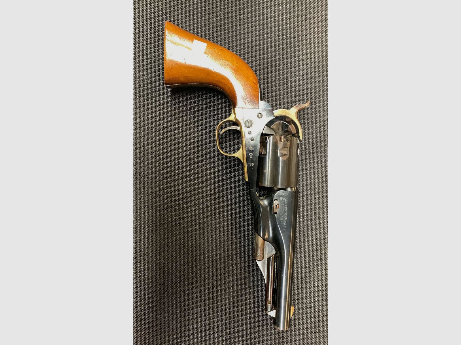 Colt 1860 .44(BlackPowder)