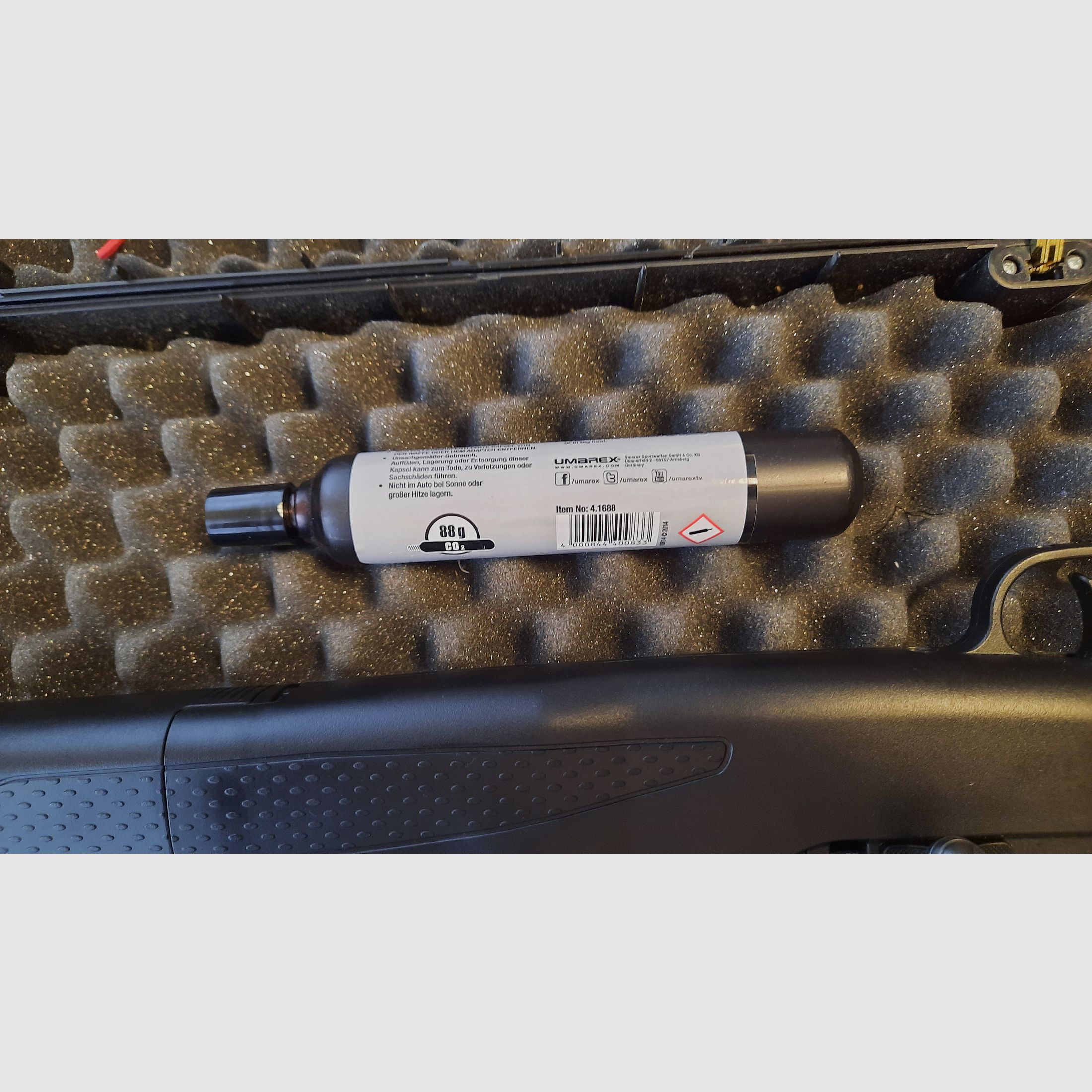 Hämmerli UMAREX 850 AIR MAGNUM - 4,5 mm Diabolo (P18) + Zielfernrohr + Koffer inklusive 2 Zahlenschlösser