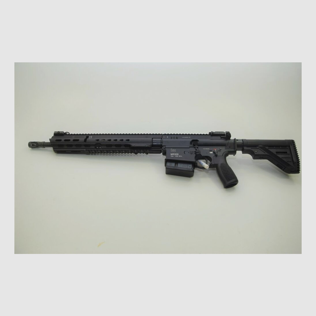 Heckler & Koch MR308A3 – 16.5" long slimline forend